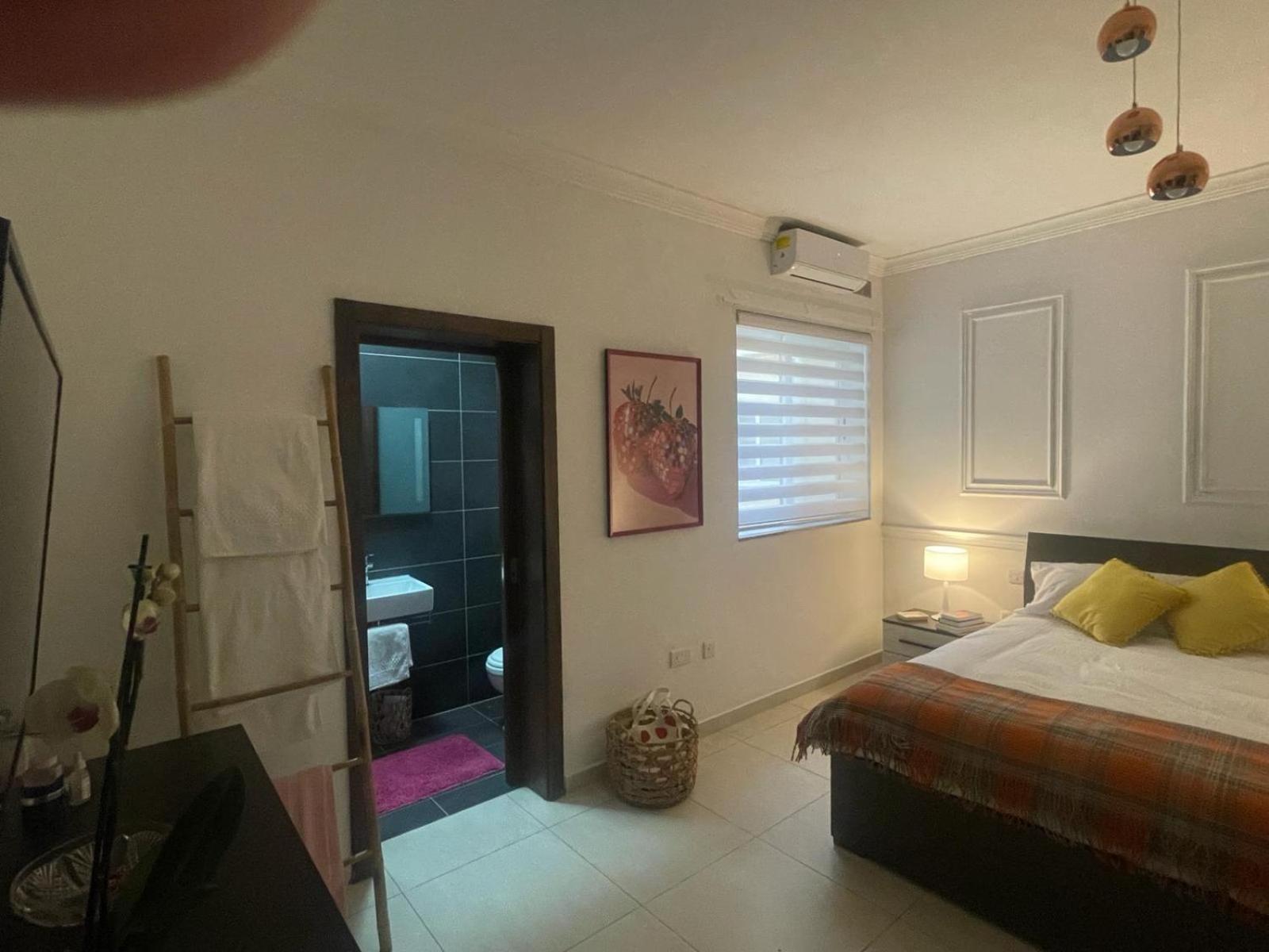 Stylish 2-bedroom In Scenic شقة *